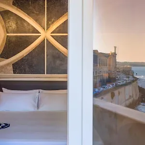 https://maniace-boutique-ortigia-iuna-esperienze.sicilyhotelsitaly.net